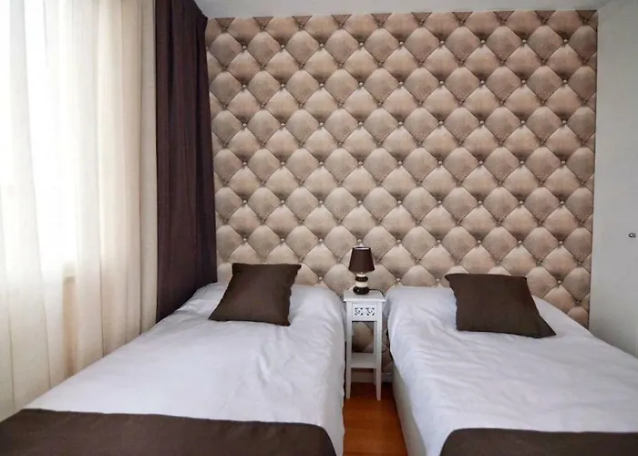Lodging Forum 25 - Barcelona Forum סנט אדריה דה בסוס